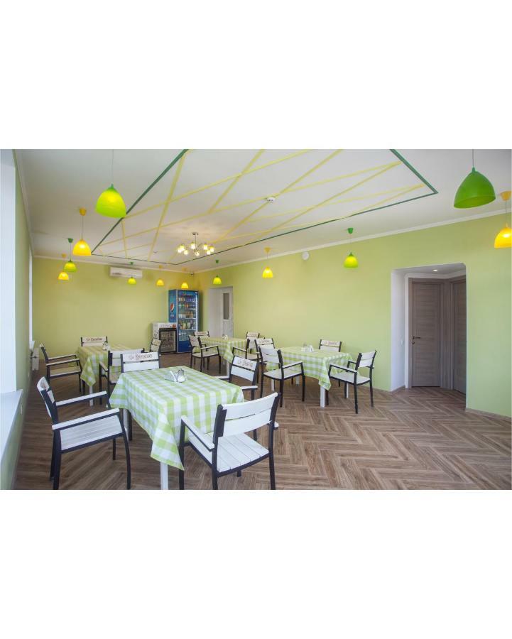 Fanfan Hotel Odessa Exterior foto