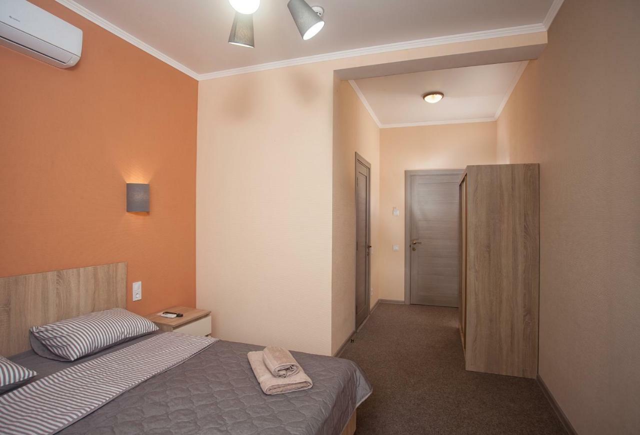 Fanfan Hotel Odessa Exterior foto